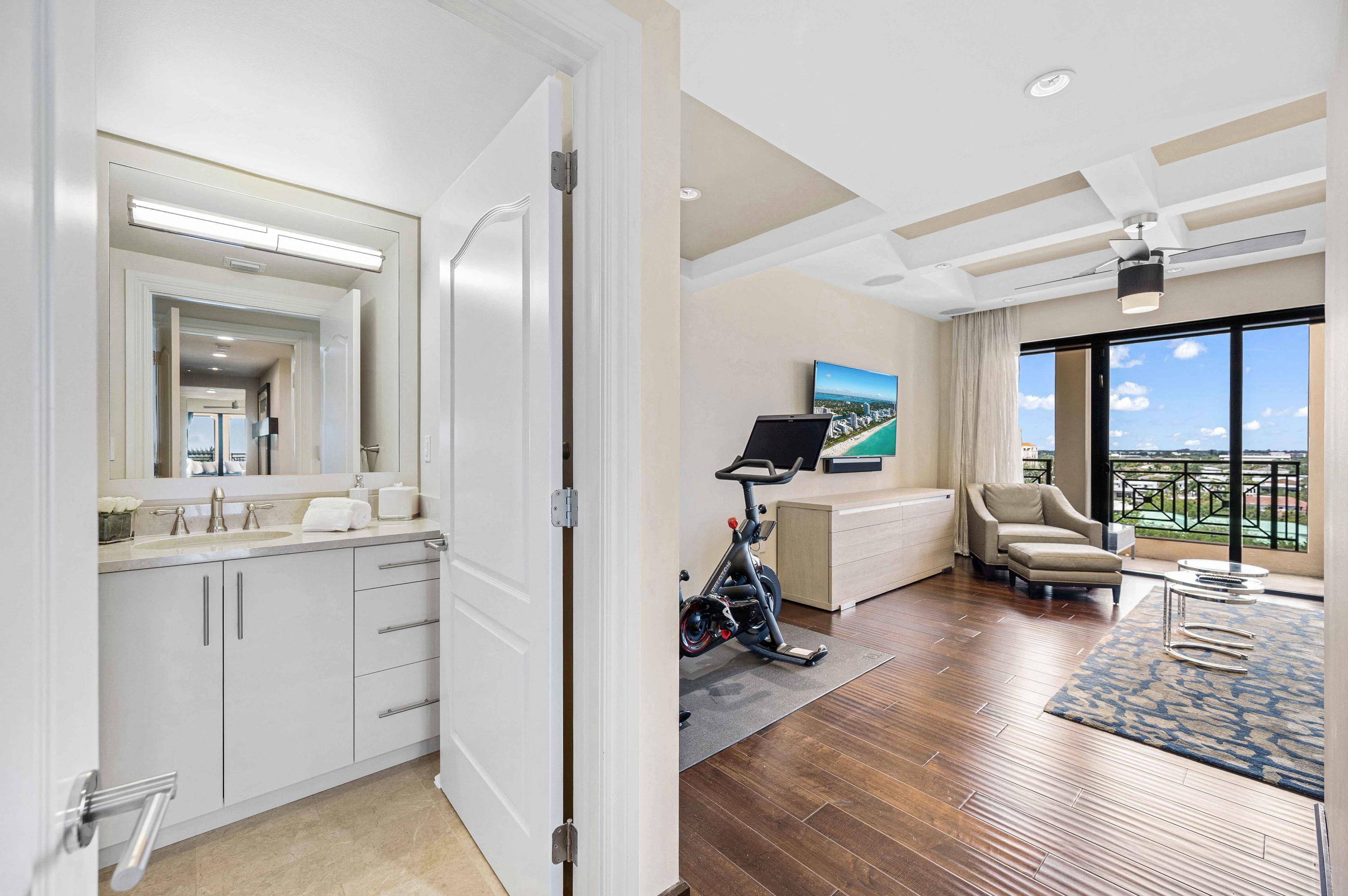 200 East Palmetto Park Road, Unit 806 Boca Raton, FL 33432 - Photo 56 of 76 Guestbedroom #2 w/Outdoor Access