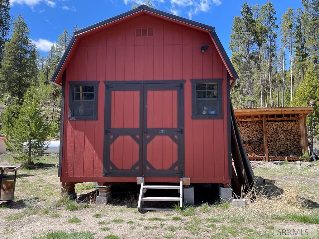 3591 Panther Creek Road Challis, ID 83226 - Photo 18 of 49