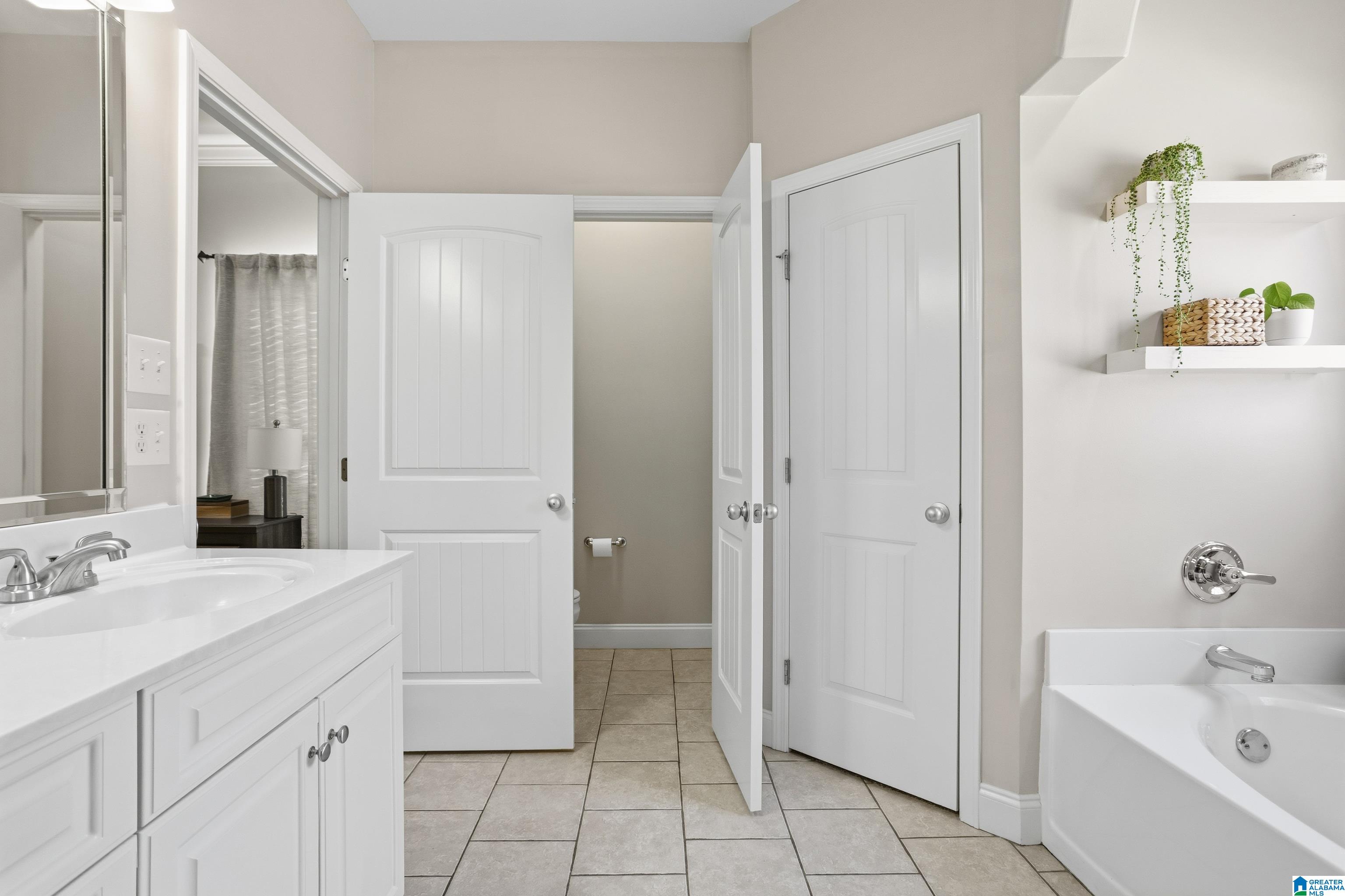 2053 Highview Way Calera, AL 35040 - Photo 19 of 45 Gallery Image 19