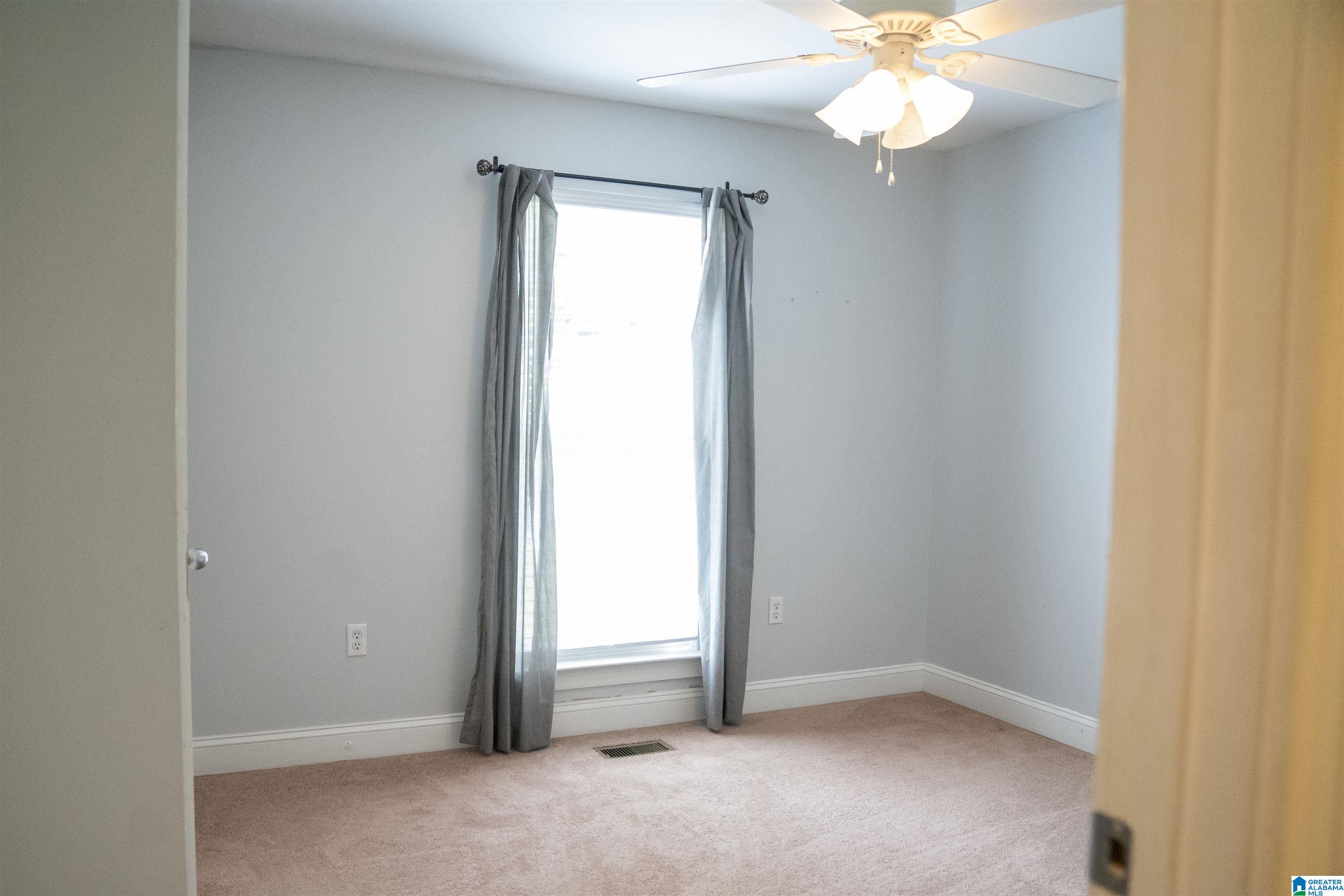 2029 Armstrong Loop Hayden, AL 35079 - Photo 27 of 36