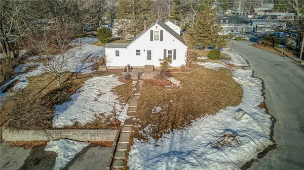 $599,900 | 35 Clemente Drive, East Greenwich, RI 02818