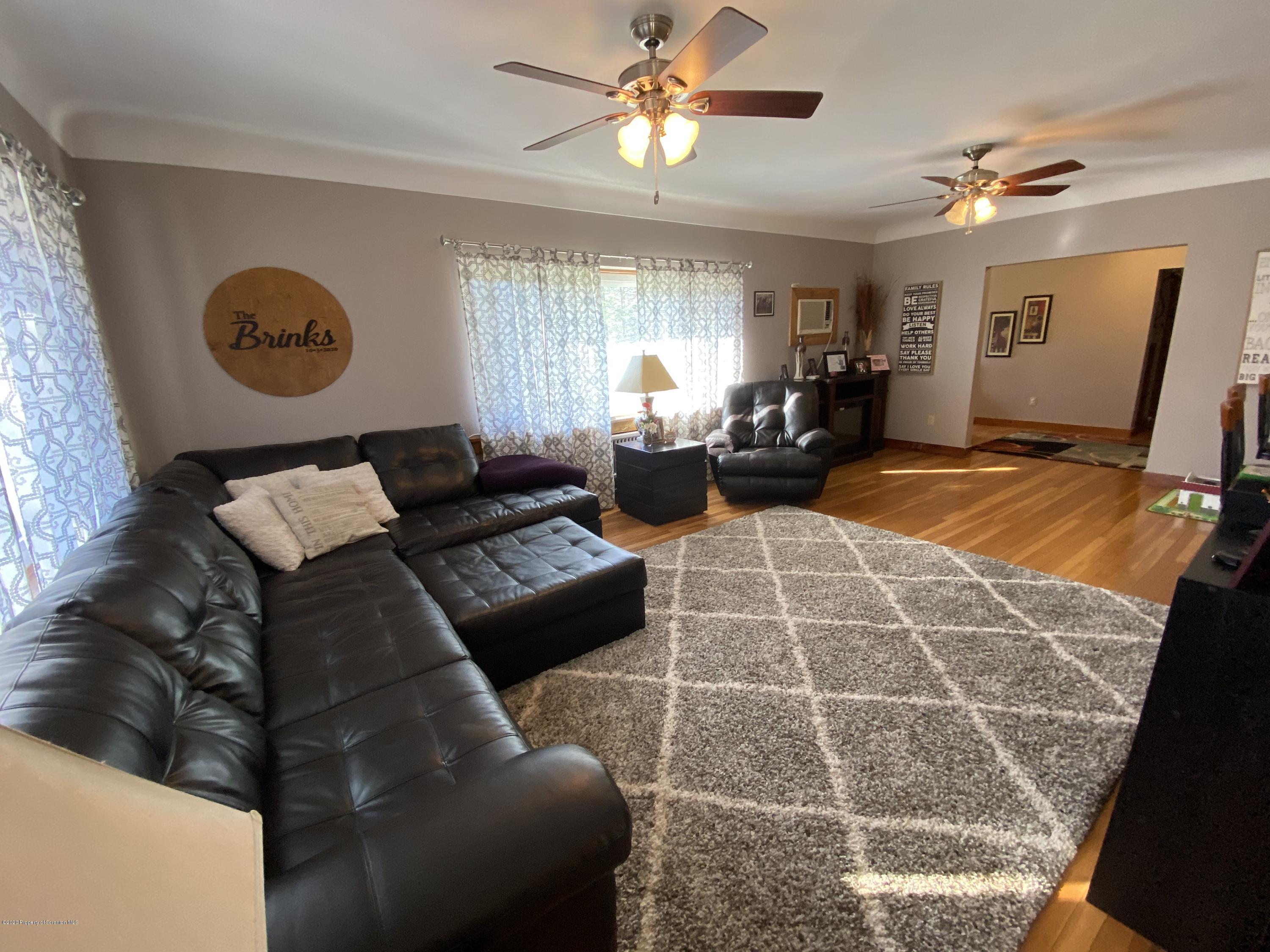 1501 Mt Cobb Road Lake Ariel, PA 18436 - Photo 2 of 35 Gallery Image 2