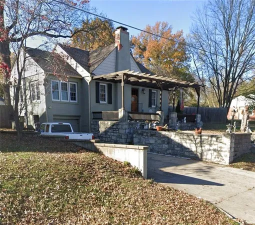 $199,900 | 3014 Shrine Park Road, Leavenworth, KS 66048