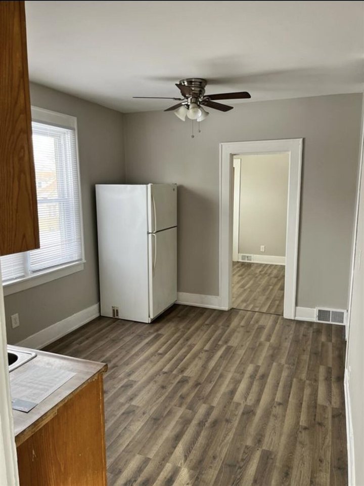 136 Batavia Street River Rouge, MI 48218 - Photo 14 of 15