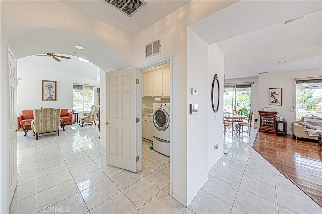 5423 Canmore Court Riverside, CA 92507 - Photo 4 of 58