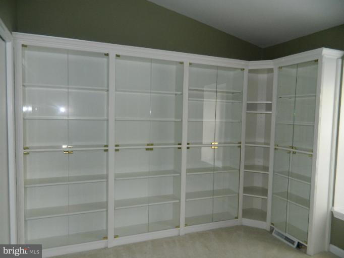 1507 Hugo Circle Silver Spring, MD 20906 - Photo 12 of 19 Bedroom