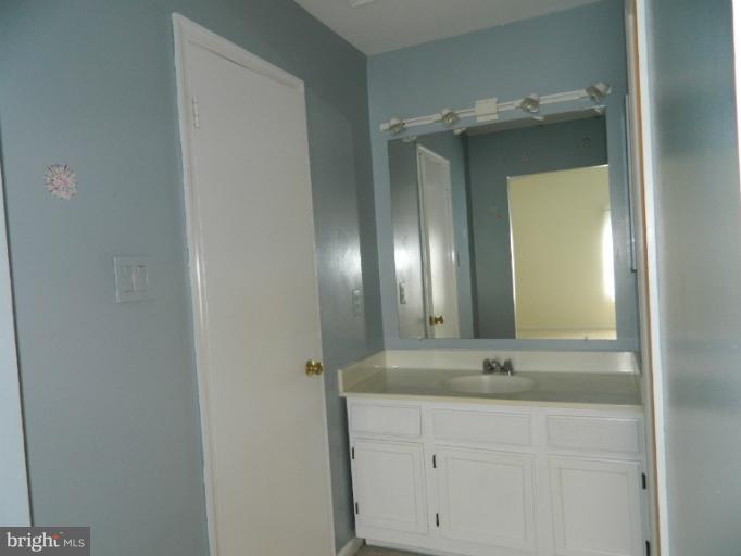 1507 Hugo Circle Silver Spring, MD 20906 - Photo 18 of 19 Bath (Master)
