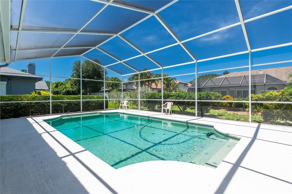 690 Weathersfield Drive Dunedin, FL 34698 - Photo 6 of 58