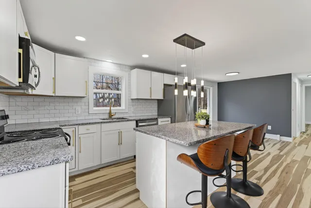 $379,000 | 24 Critter Drive, Windham, ME 04062