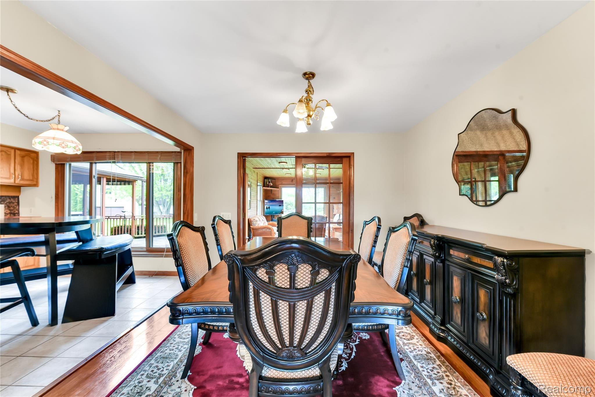 28700 Brandes Road Carleton, MI 48117 - Photo 11 of 47 open dining room, perfect for entertaining!