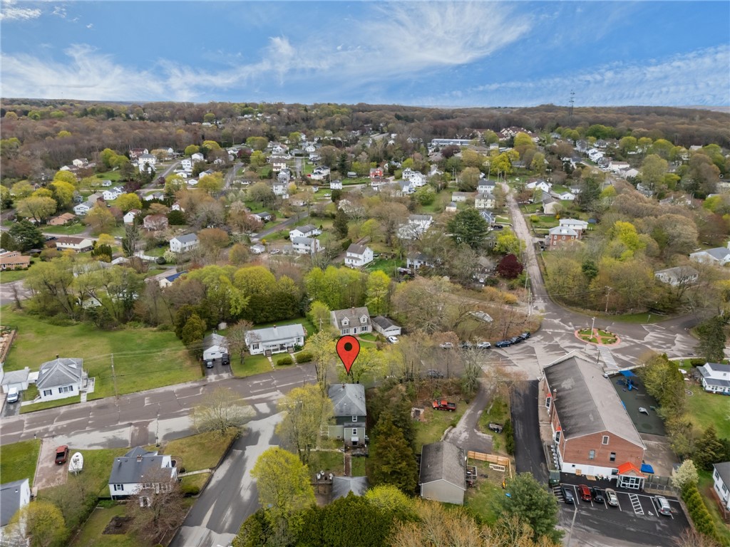8 Perkins Avenue Westerly, RI 02891 - Photo 10 of 47
