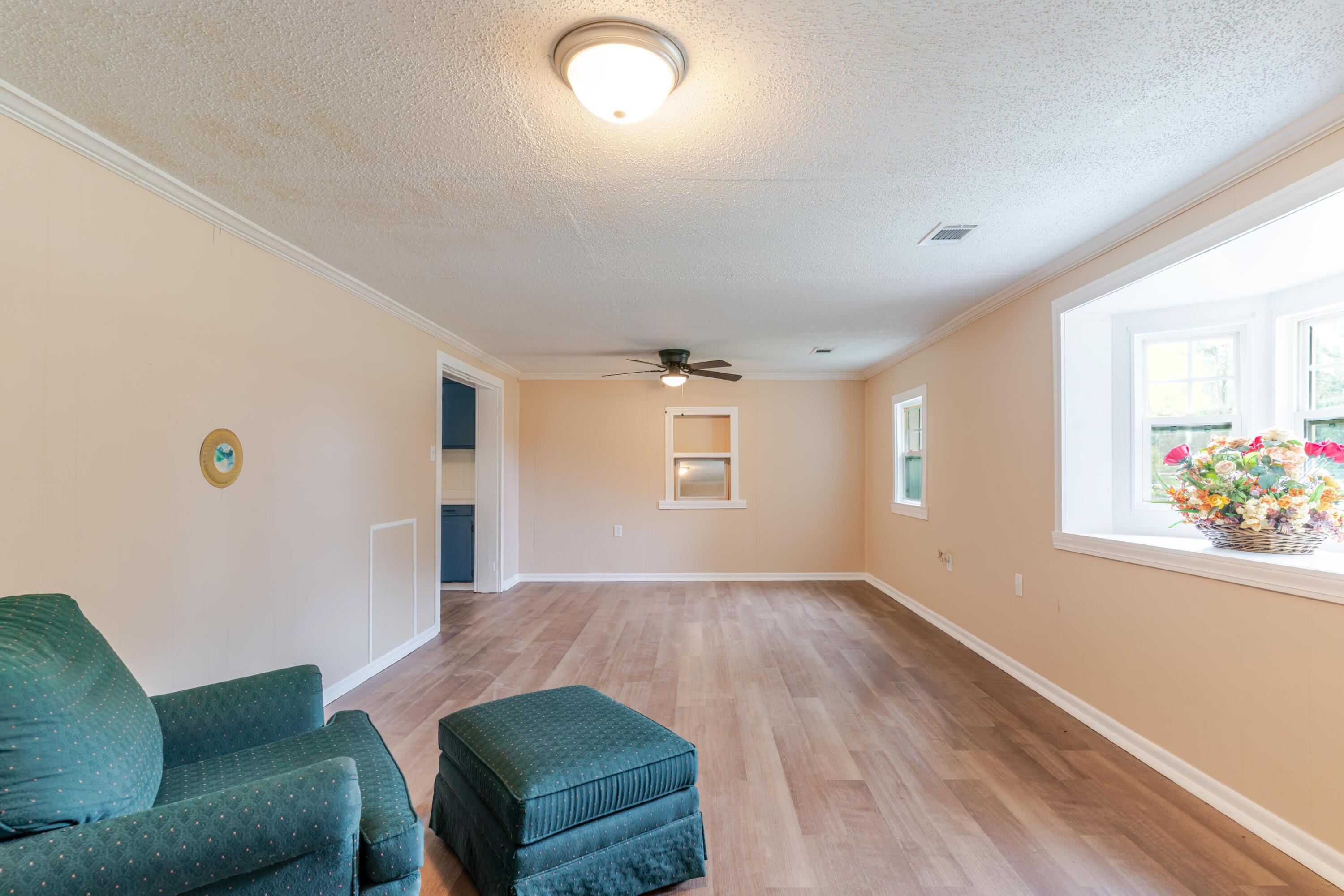 4511 Festival Trail Road Wagener, SC 29164 - Photo 11 of 26 Gallery Image 11