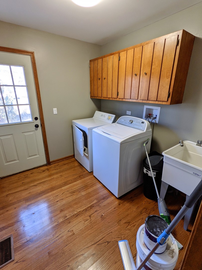 1904 Slippery Rock Road Naperville, IL 60565 - Photo 19 of 49