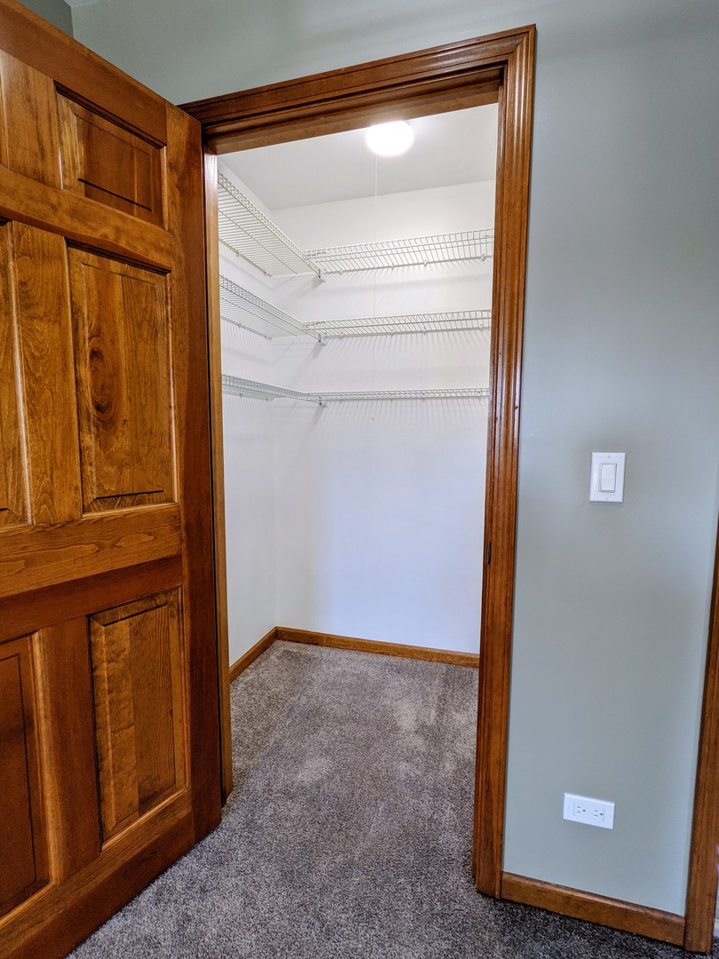 1904 Slippery Rock Road Naperville, IL 60565 - Photo 22 of 49