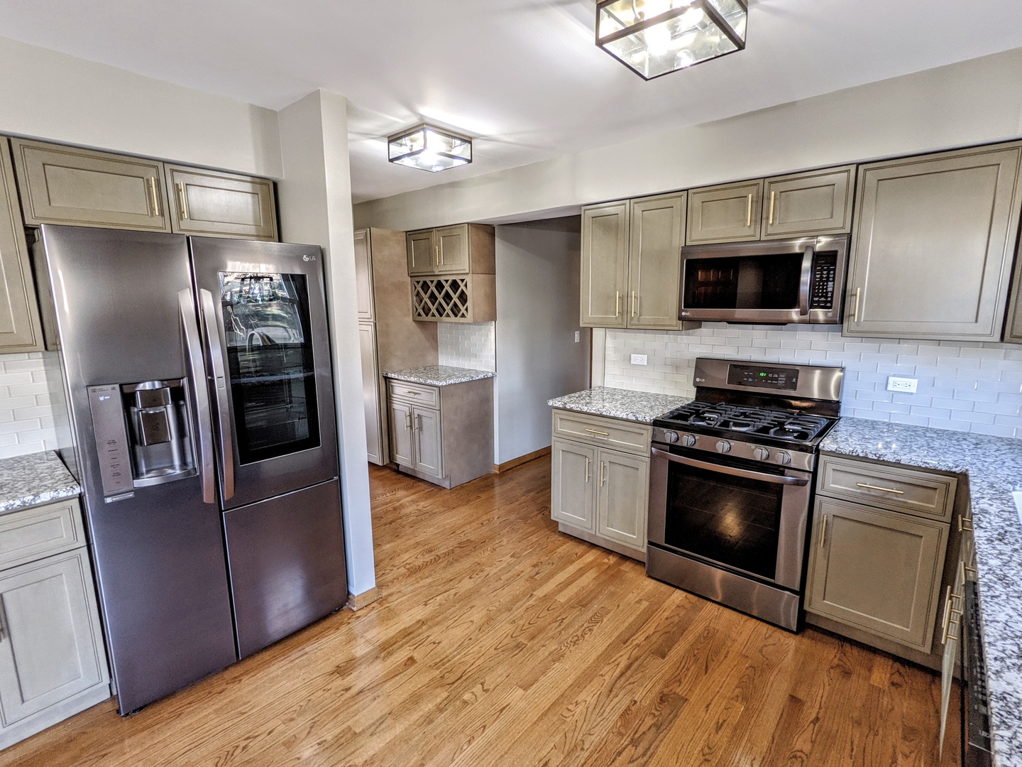 1904 Slippery Rock Road Naperville, IL 60565 - Photo 7 of 49