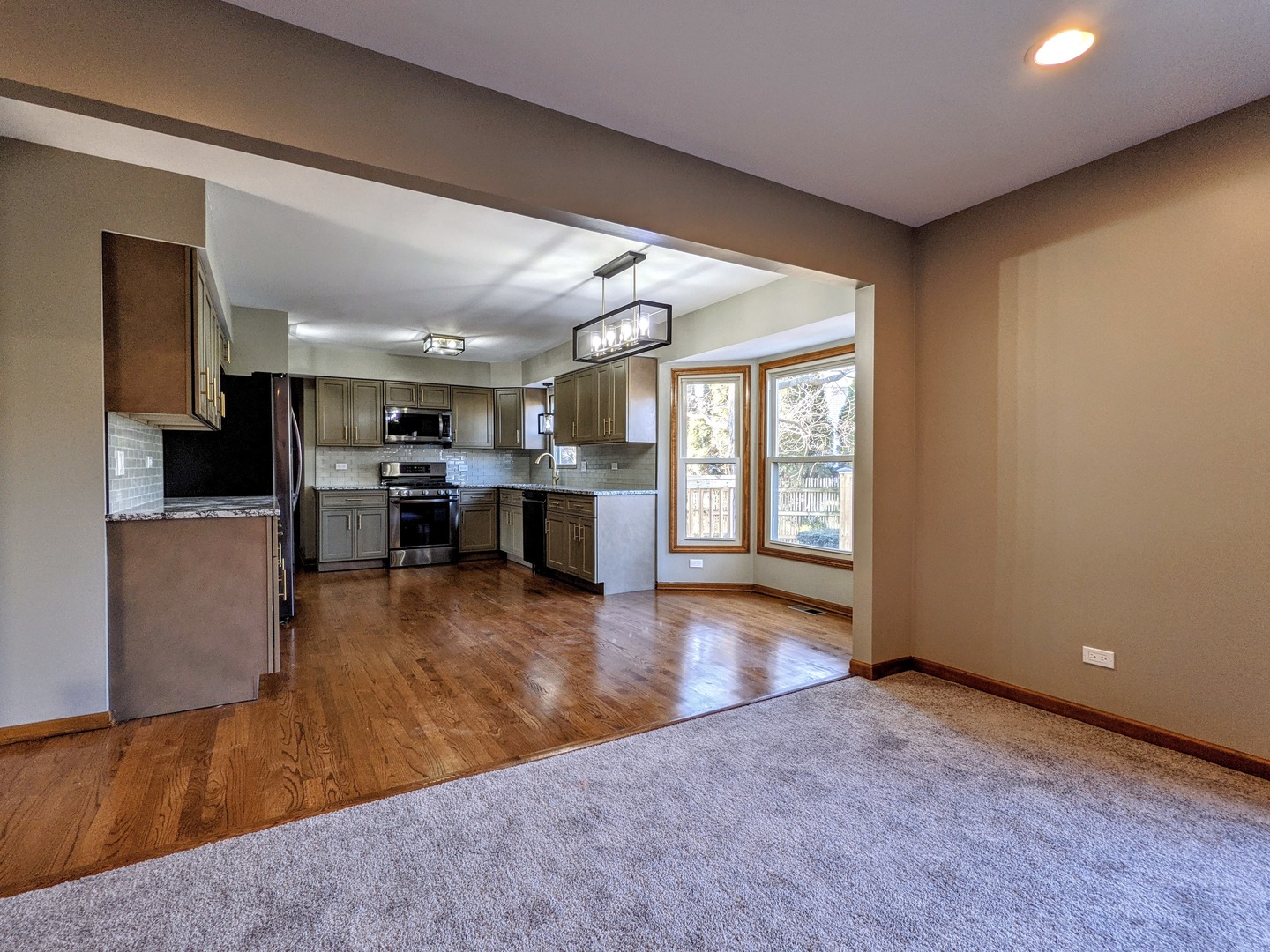 1904 Slippery Rock Road Naperville, IL 60565 - Photo 10 of 49