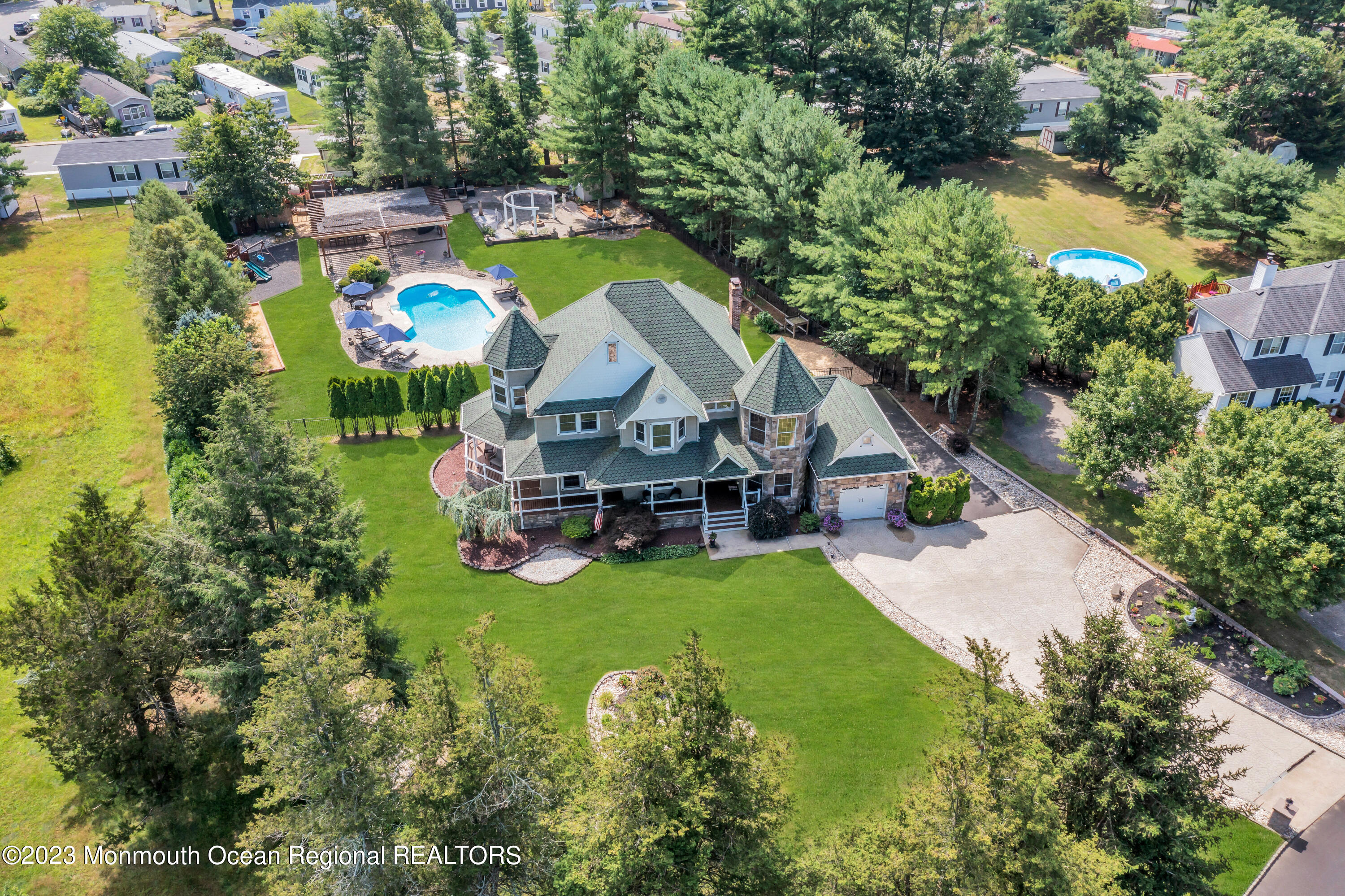 11 Hummingbird Way Jackson, NJ 08527 - Photo 46 of 69 101_dji_0245-1