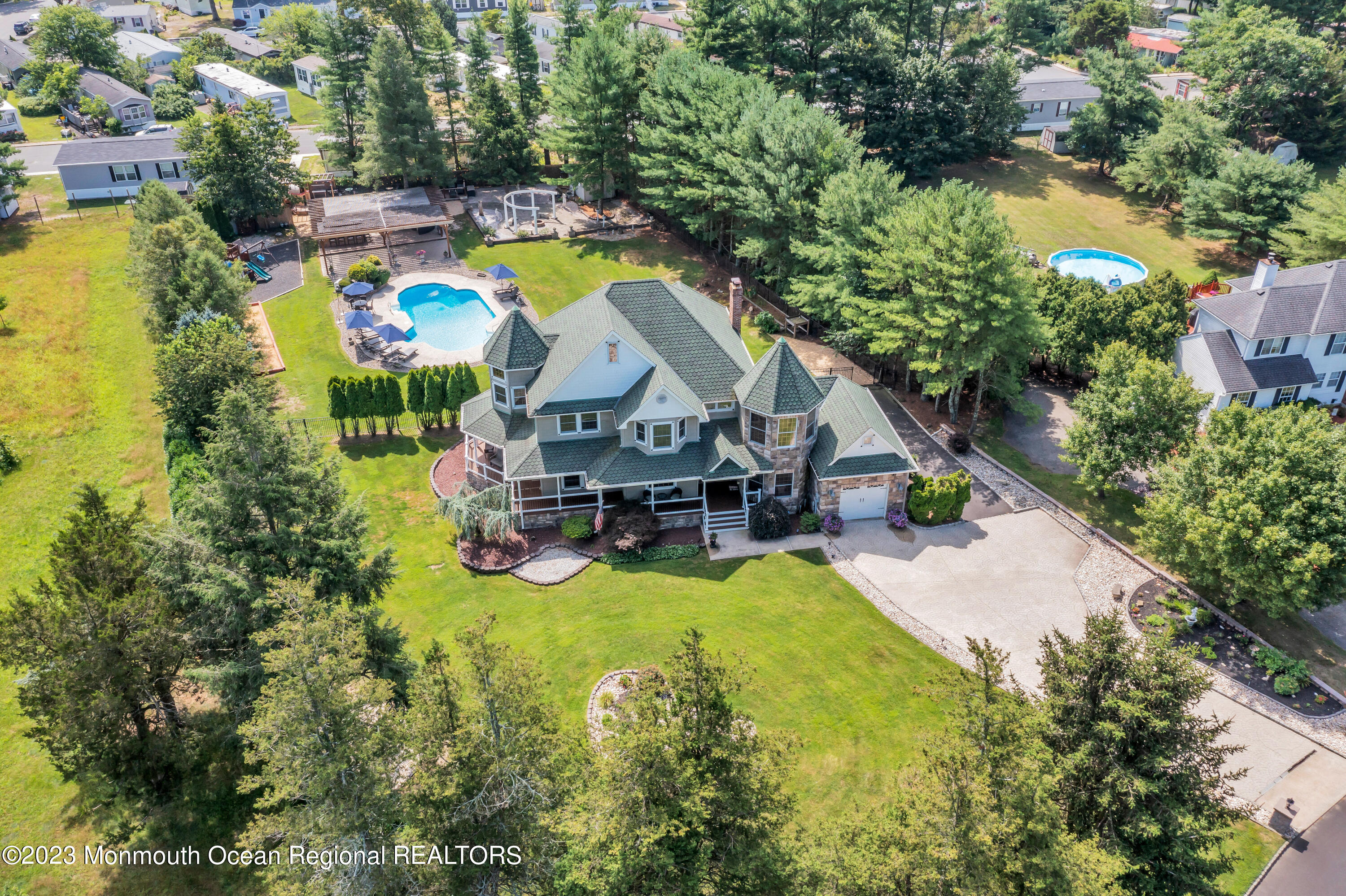 11 Hummingbird Way Jackson, NJ 08527 - Photo 68 of 69 110_dji_0245