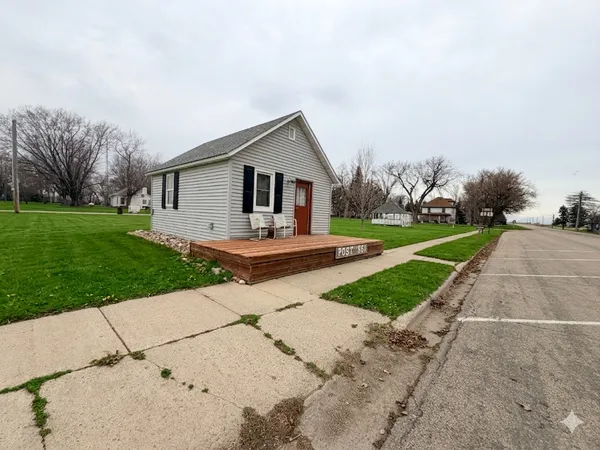 $75,000 | 351 200th Avenue, Kenneth, MN 56147