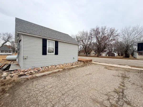 $75,000 | 351 200th Avenue, Kenneth, MN 56147