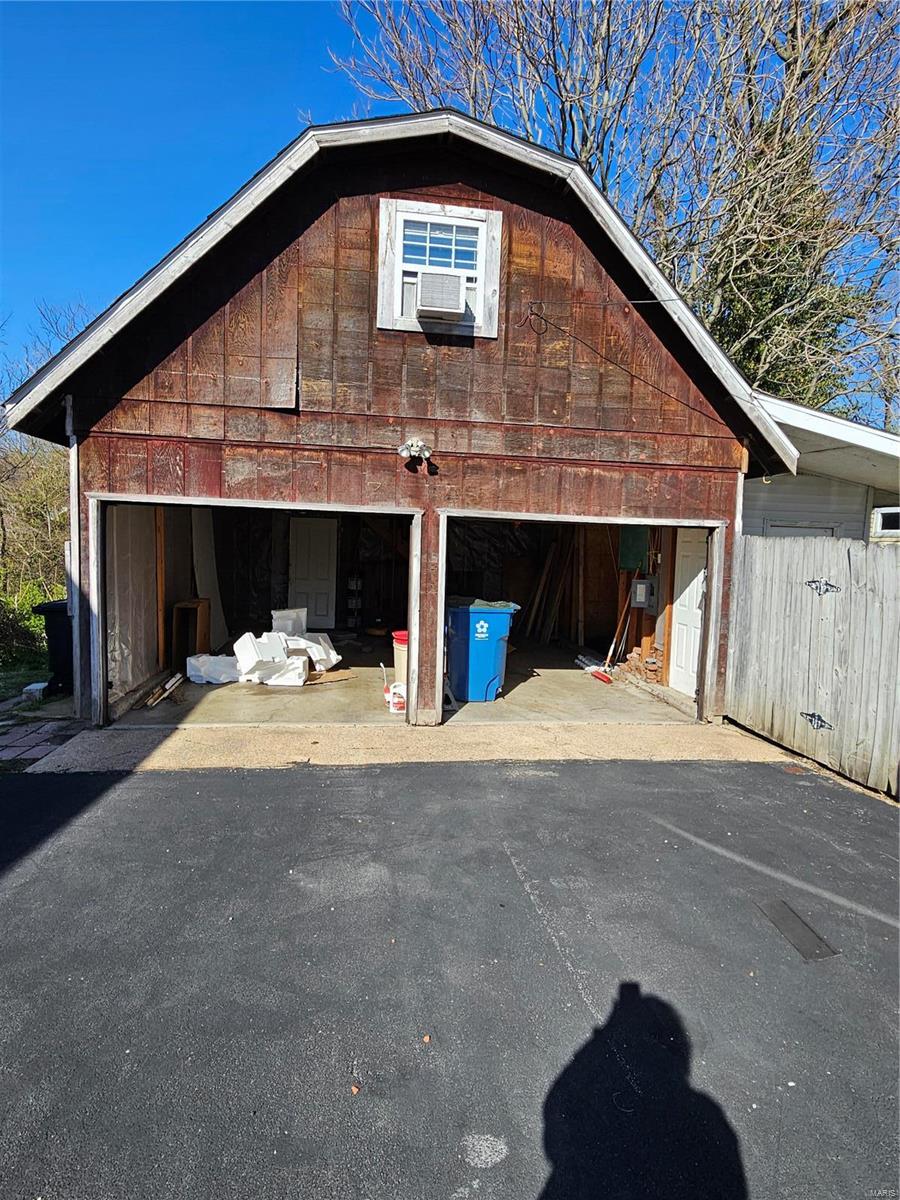 237 North Clinton Street Collinsville, IL 62234 - Photo 16 of 27