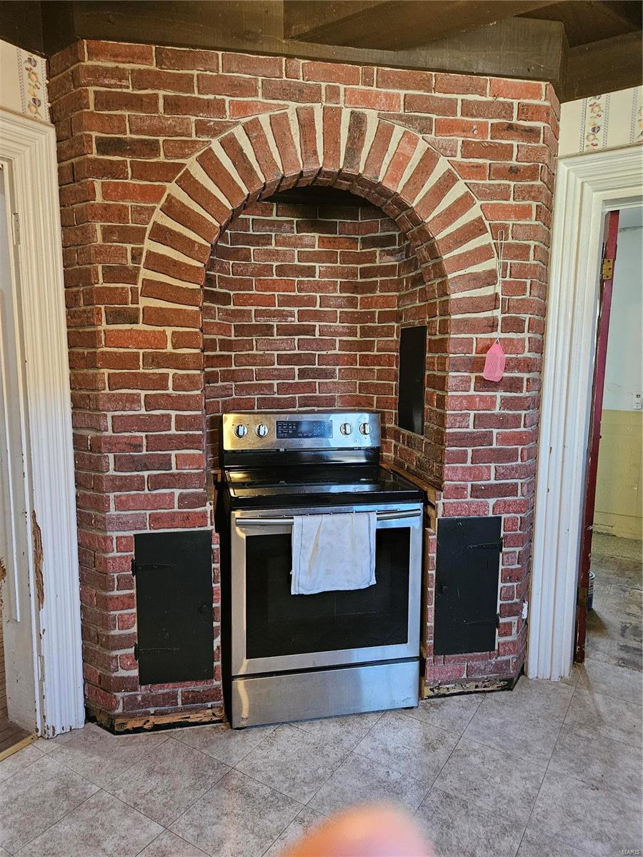 237 North Clinton Street Collinsville, IL 62234 - Photo 25 of 27