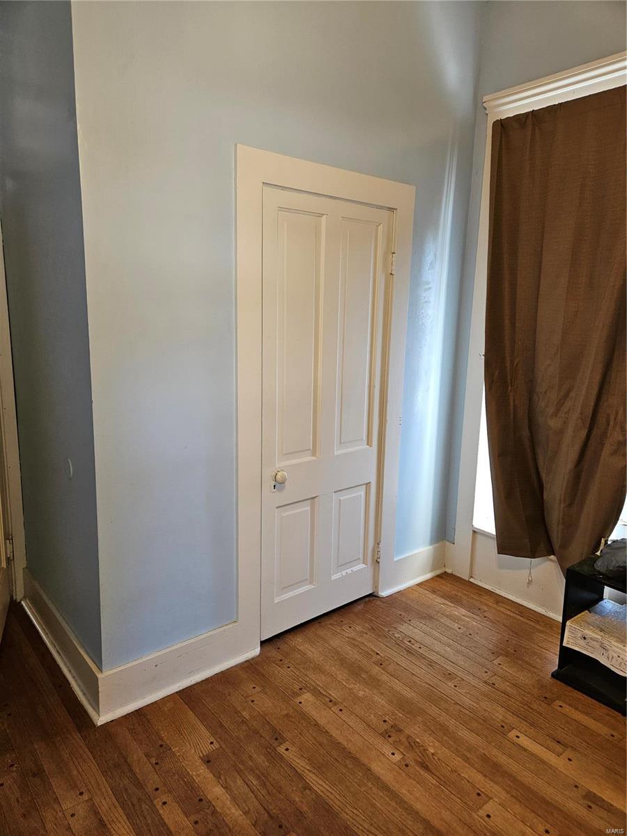 237 North Clinton Street Collinsville, IL 62234 - Photo 9 of 27