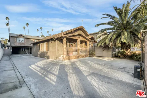 $1,648,000 | 1611 Winona Boulevard, Los Angeles, CA 90027