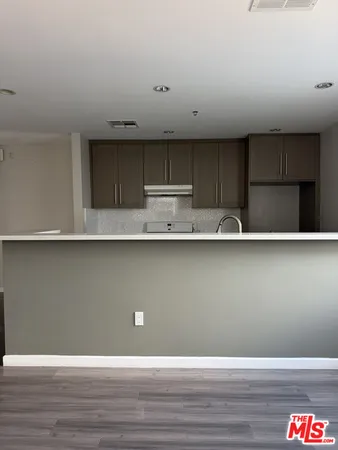 $1,549,000 | 1611 Winona Boulevard, Los Angeles, CA 90027