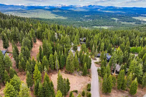 $420,000 | 2301 Overlook Place, Truckee, CA 96161