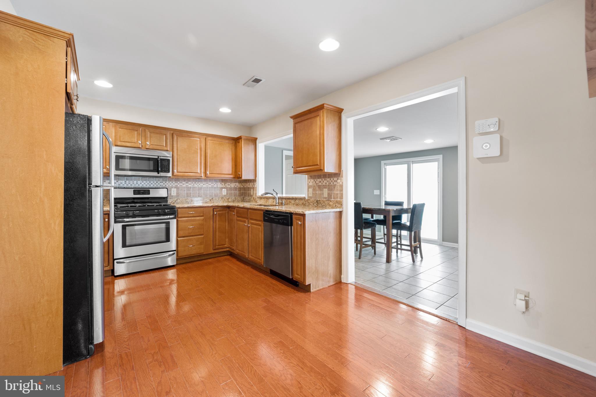 34 Tweed Road Levittown, PA 19056 - Photo 2 of 36 Open kitchen with Huge Pantry