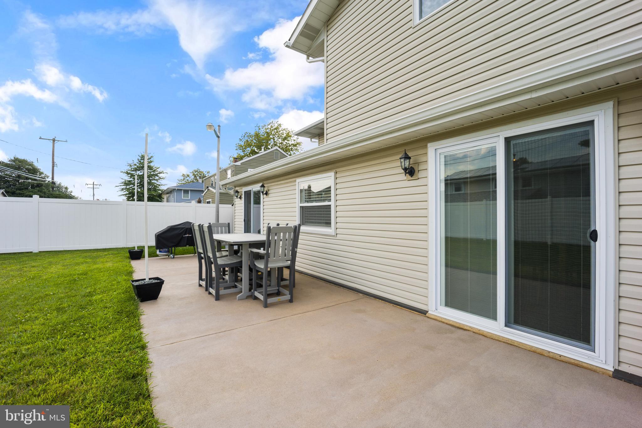 34 Tweed Road Levittown, PA 19056 - Photo 34 of 36 Back yard private patio