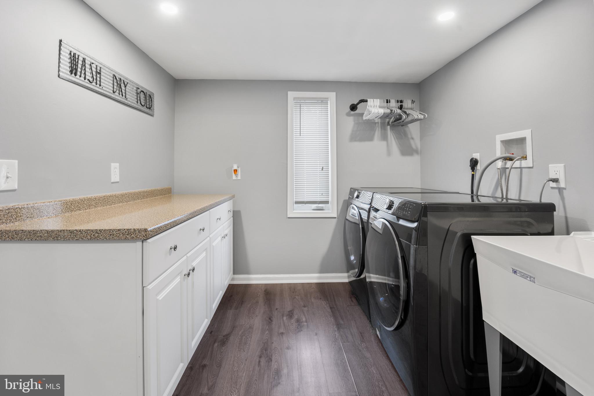 34 Tweed Road Levittown, PA 19056 - Photo 8 of 36 Large main floor laundry room
