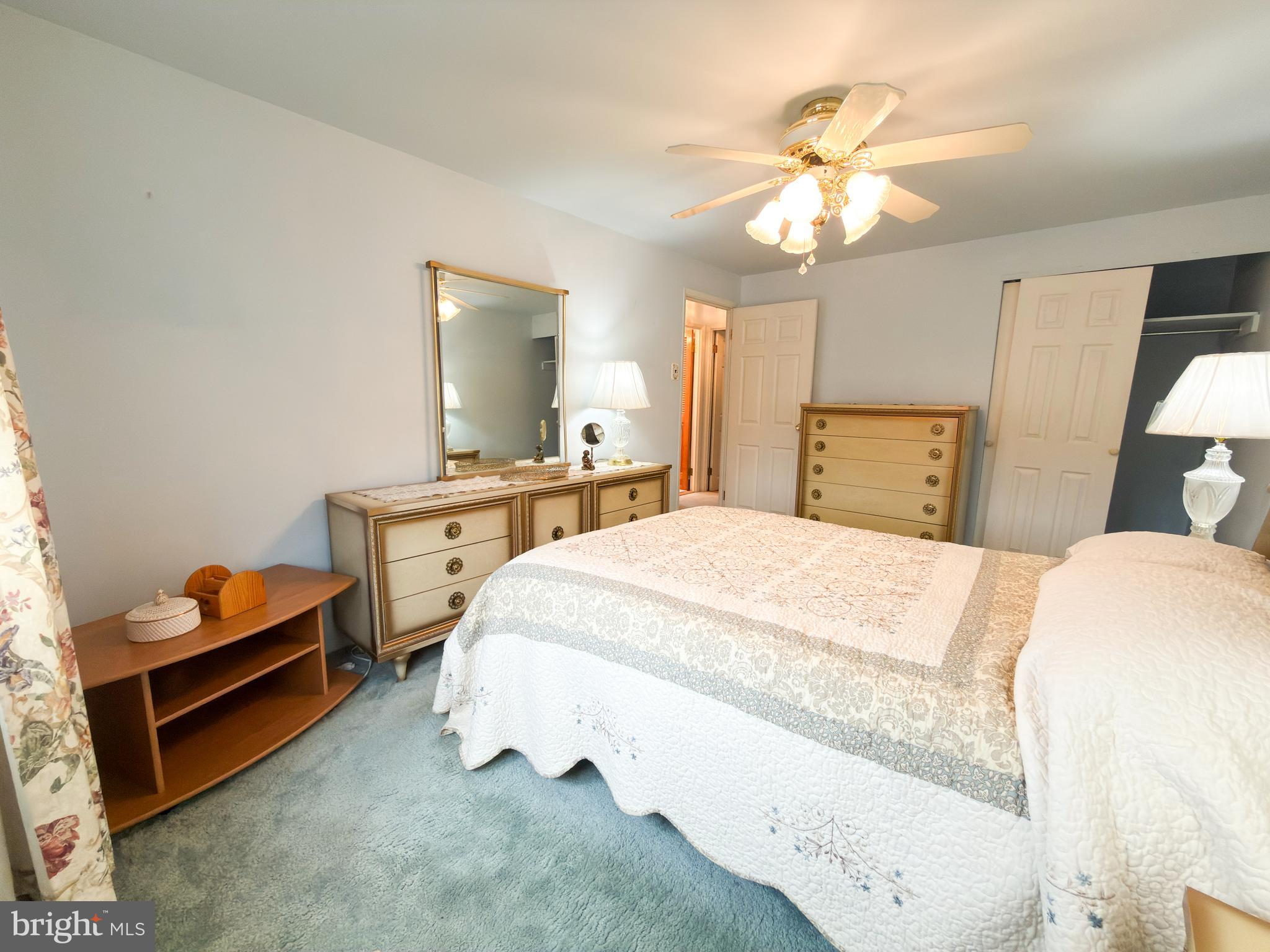 12839 Elnora Road Philadelphia, PA 19154 - Photo 17 of 34 Gallery Image 17