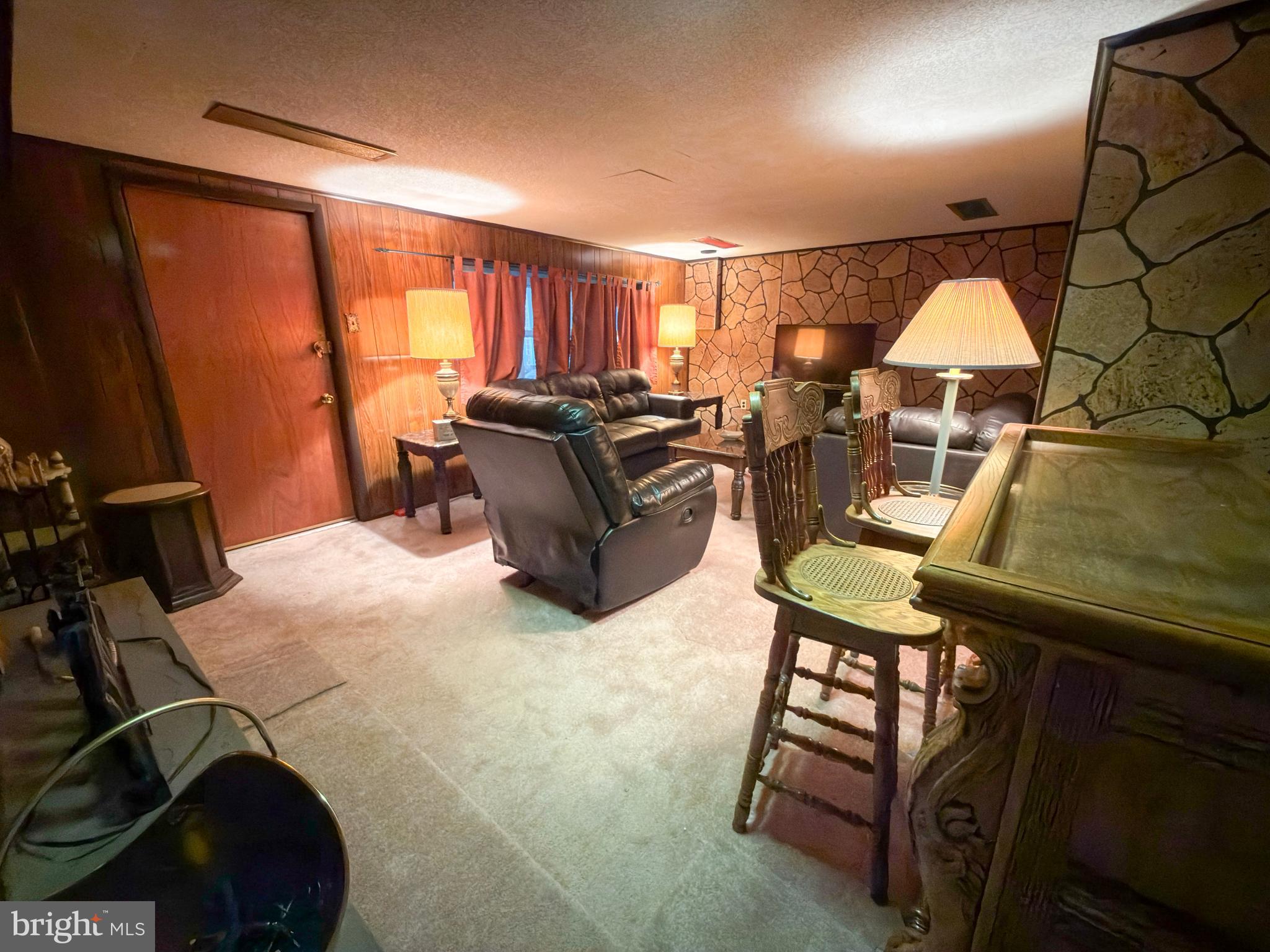 12839 Elnora Road Philadelphia, PA 19154 - Photo 23 of 34 Finished basement