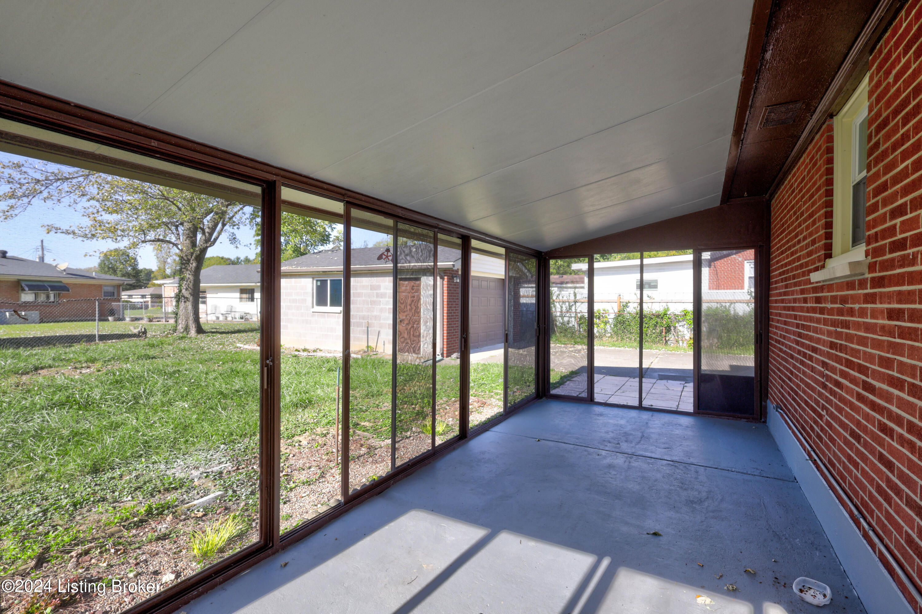 6306 Sheila Road Louisville, KY 40219 - Photo 13 of 31 Photo-12