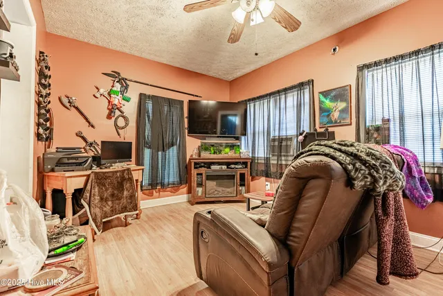 $143,500 | 402 East 2nd Avenue, Chadbourn, NC 28431