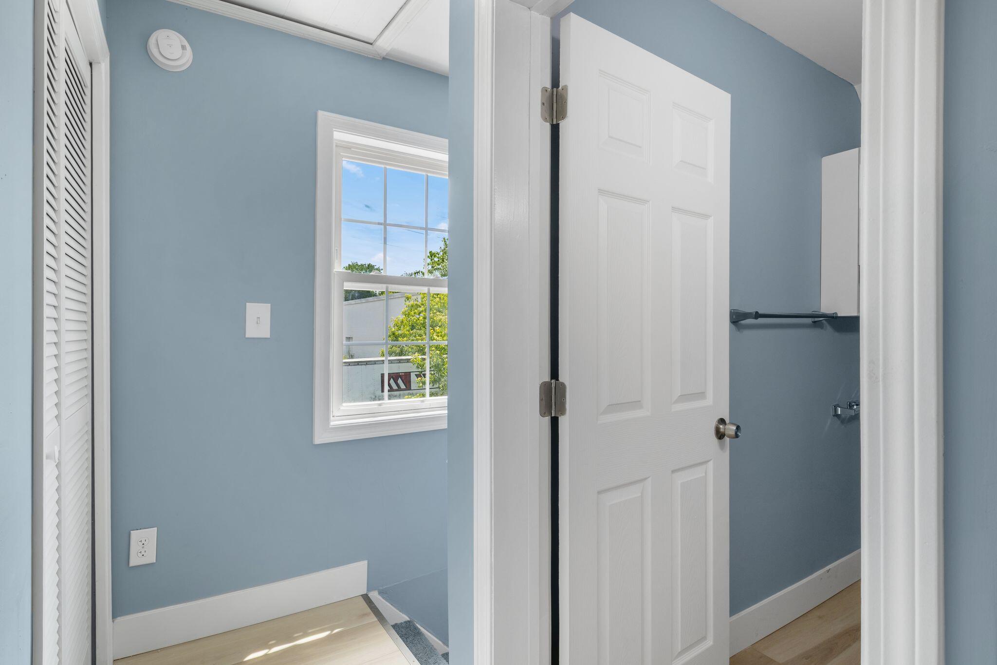153 Spring Street Lewiston, ME 04240 - Photo 30 of 43 Hallway Unit 2