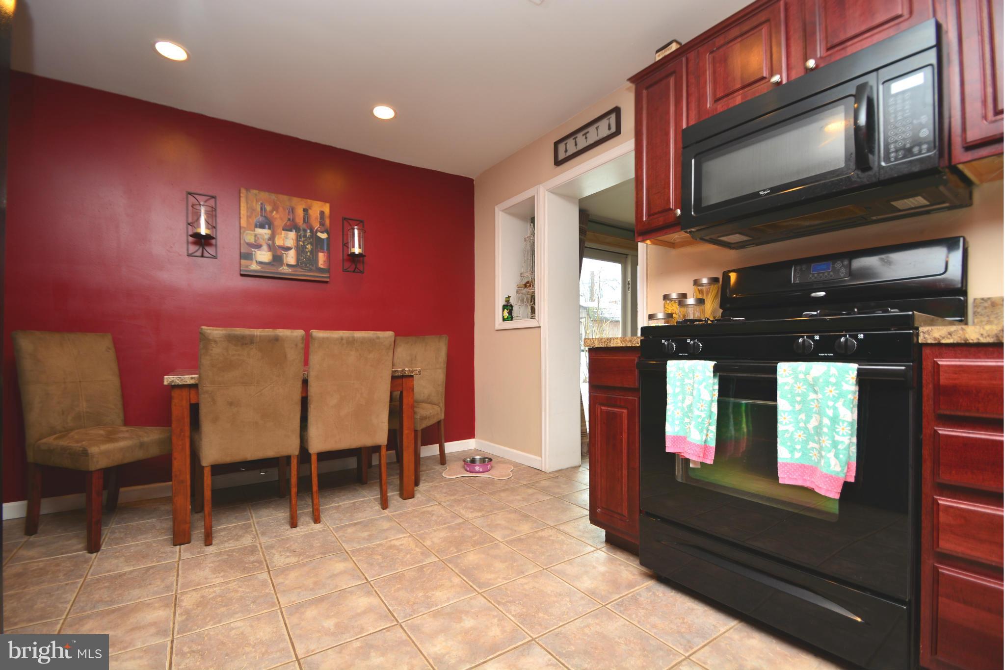 440 Old Home Road Baltimore, MD 21206 - Photo 6 of 30 Kitchen