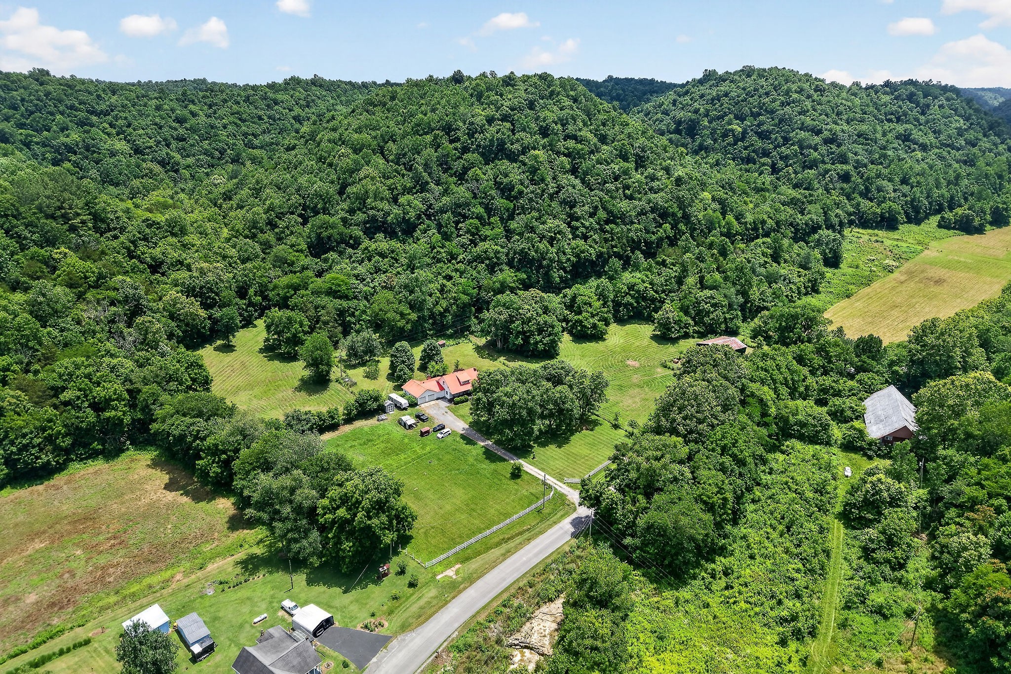 283 Hunting Creek Road Whitleyville, TN 38588 - Photo 55 of 76 Gallery Image 55