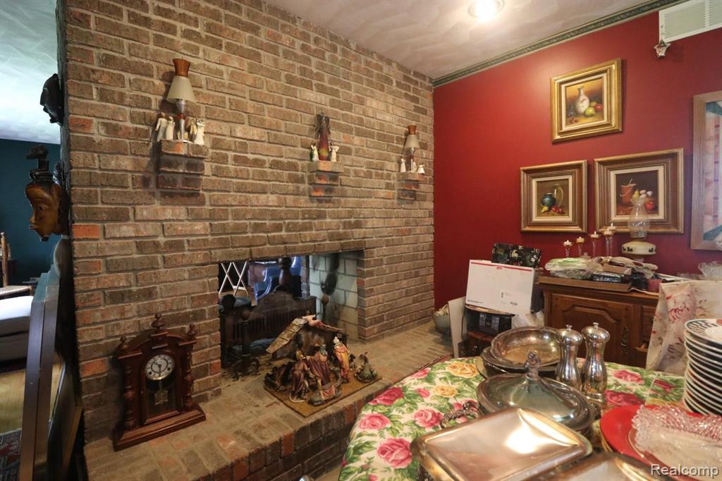 8317 Liss Road Willis, MI 48191 - Photo 4 of 15