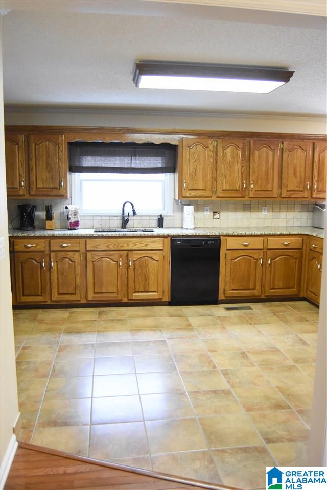 5675 Peeks Hill Road Ohatchee, AL 36271 - Photo 12 of 48