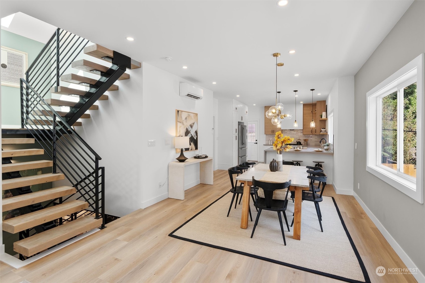 2204 North 38th Street Seattle, WA 98103 - Photo 12 of 40