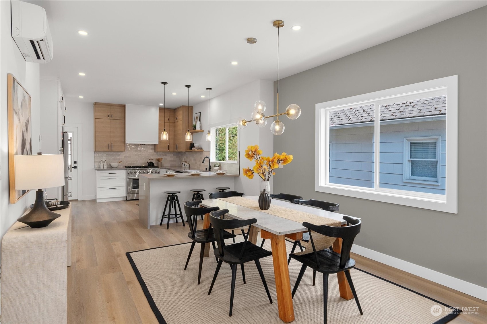 2204 North 38th Street Seattle, WA 98103 - Photo 13 of 40