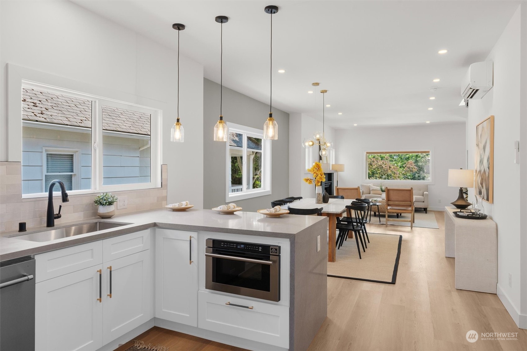 2204 North 38th Street Seattle, WA 98103 - Photo 17 of 40