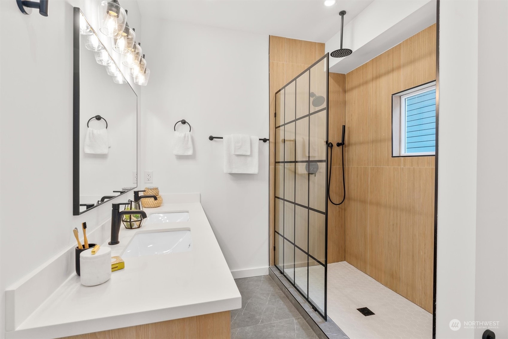 2204 North 38th Street Seattle, WA 98103 - Photo 21 of 40