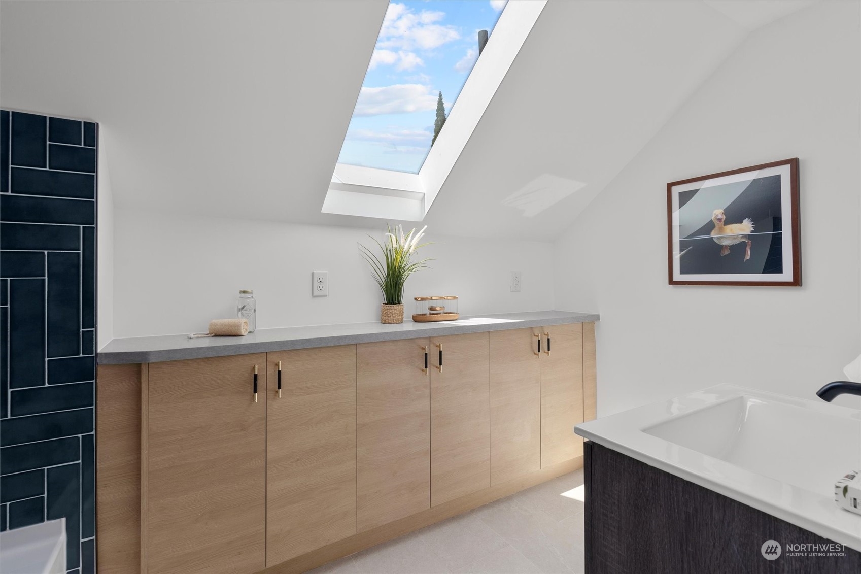 2204 North 38th Street Seattle, WA 98103 - Photo 28 of 40