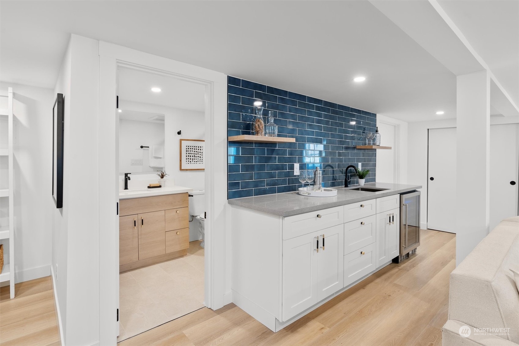 2204 North 38th Street Seattle, WA 98103 - Photo 32 of 40