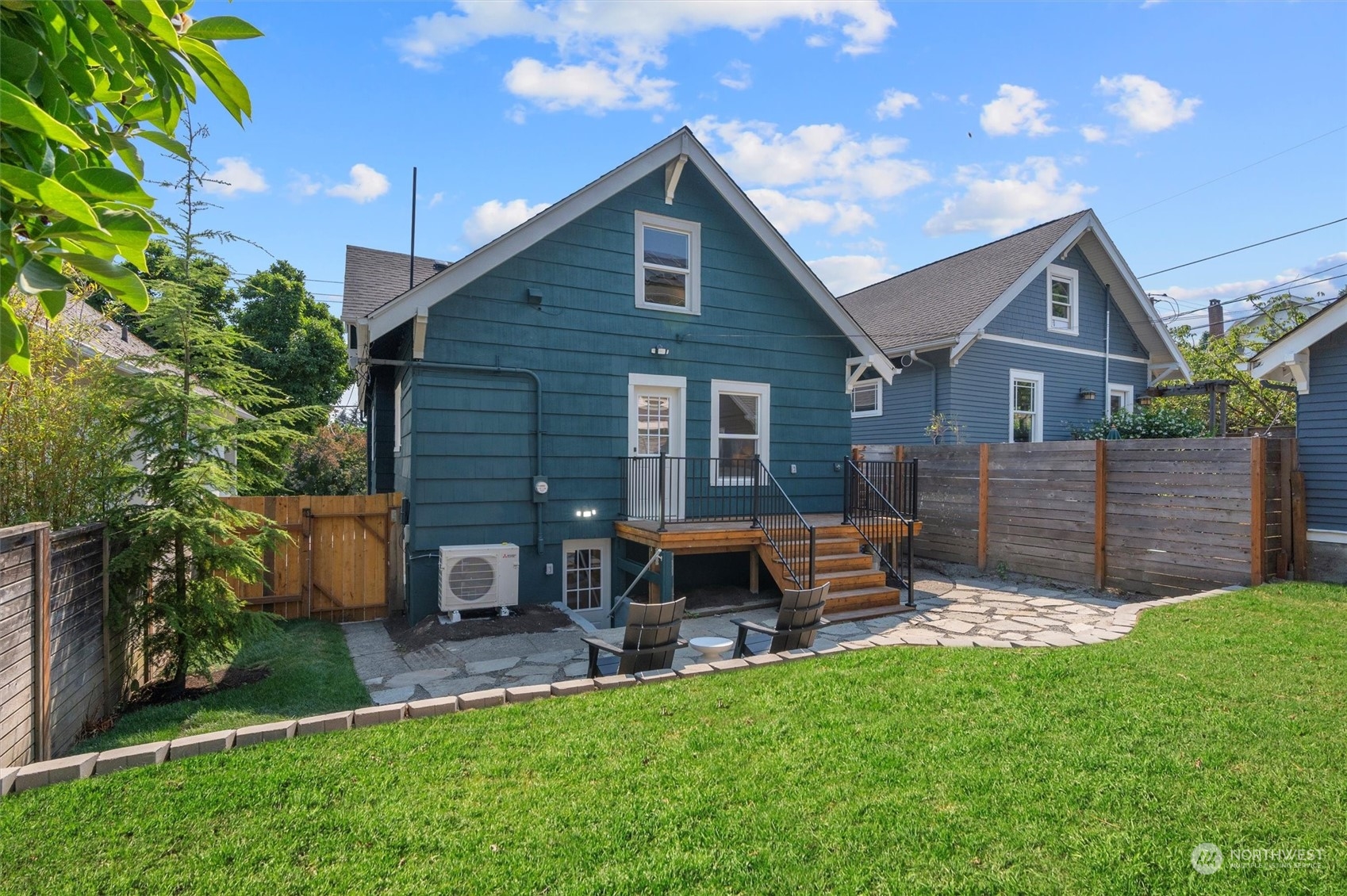 2204 North 38th Street Seattle, WA 98103 - Photo 37 of 40