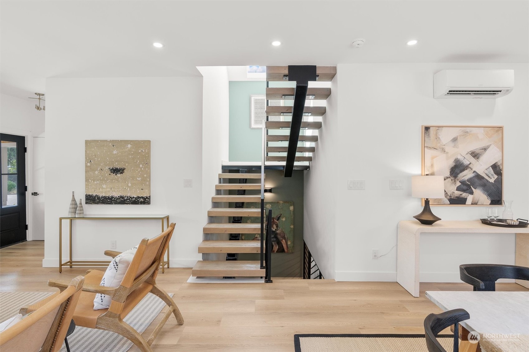 2204 North 38th Street Seattle, WA 98103 - Photo 8 of 40